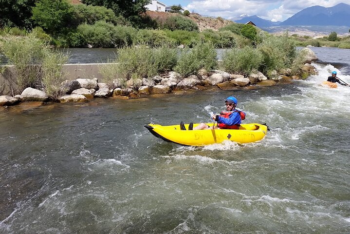 Rentals: 1-Day Inflatable Kayak (Single) - Photo 1 of 8